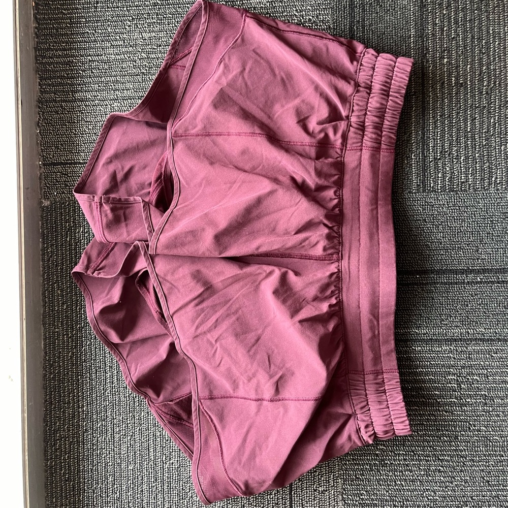 Magenta lululemon hotty hot shorts